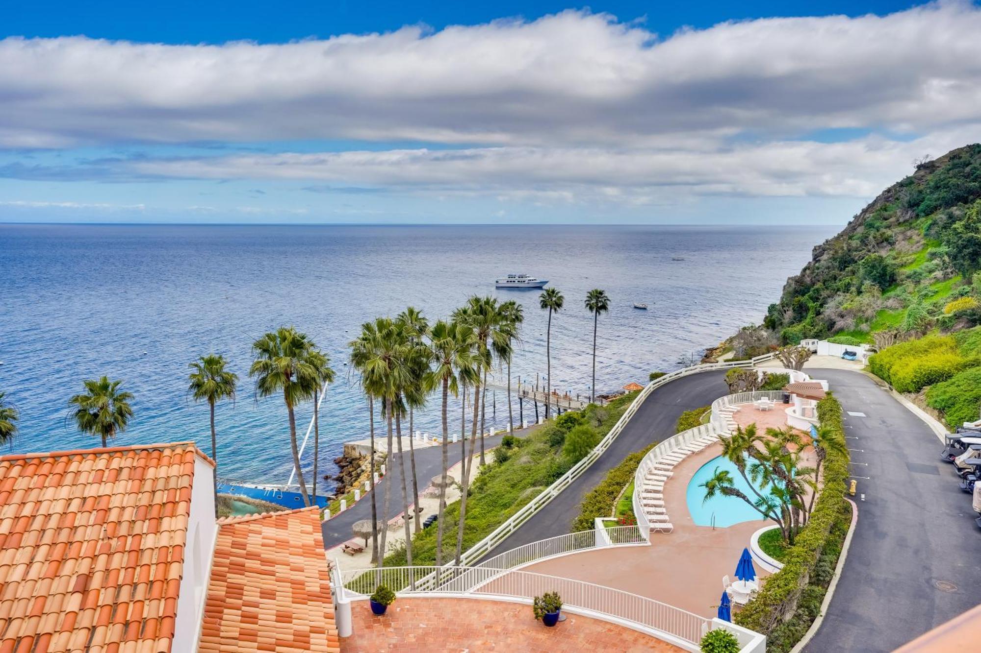 Bright Catalina Island Condo With Ocean Views! Avalon Εξωτερικό φωτογραφία